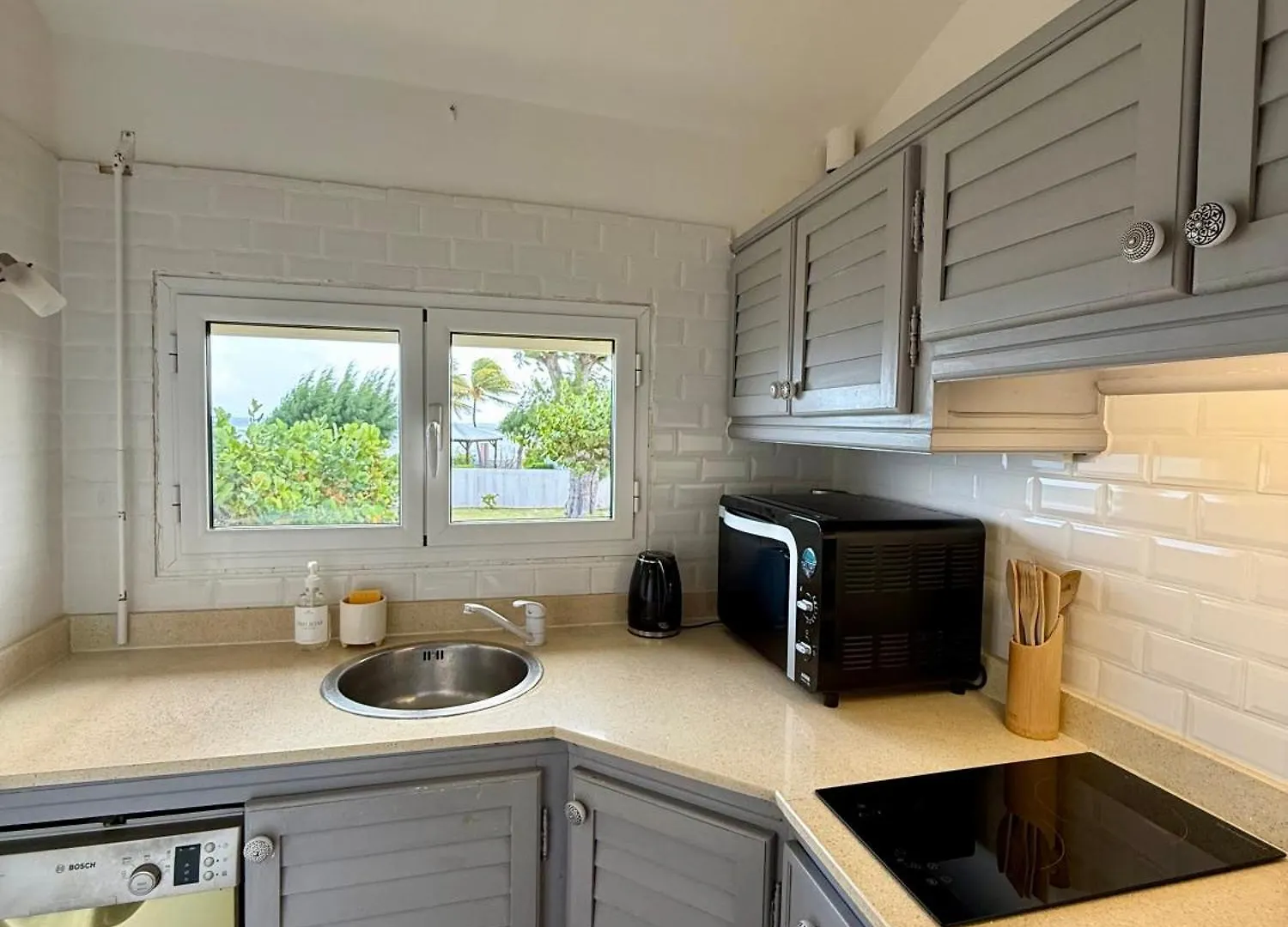 Apartment T2 Vue Mer Avec Acces Direct Lagon Et 5 Min Plage Sainte-Anne